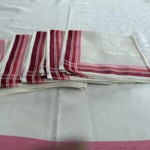 Vintage Tablecloth 48 Inch Square White Damask Burgundy Border 6 Napkins